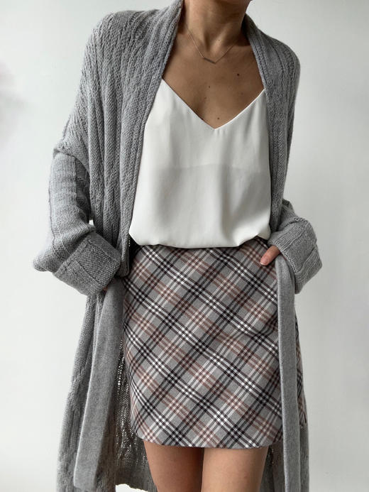 TU｜C05AW24-KW10- 针织绞花中长开衫 [ BK00黑 / GY00灰] 商品图9