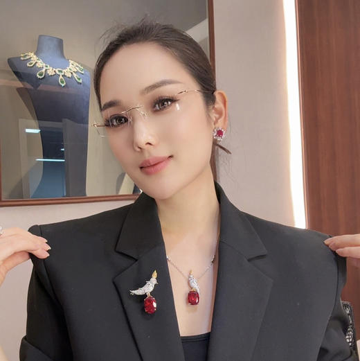 GAONAS神奇皇冠鸟 经典贵气臻奢设计红色项链11655XR 商品图5