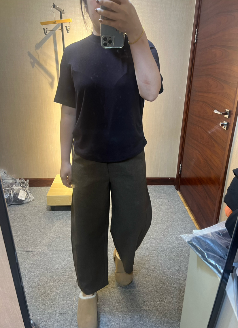 水淼2025冬新款气质高档弹力打底衫1024