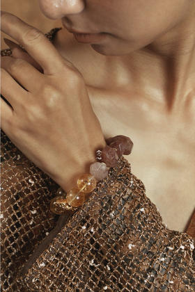 草莓晶黄发晶手串