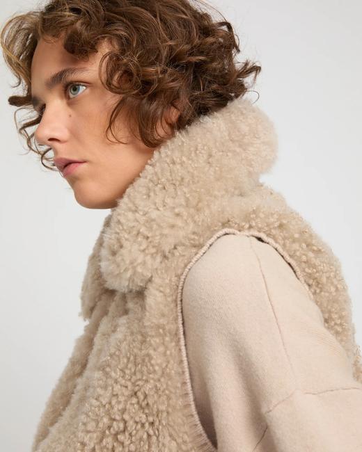 Yves Salomon - VEST LONG HAIR LAMB/KNITWEAR MERINOS WOOL - FICELLE - 女装 - 背心 - 淡灰褐色 商品图3
