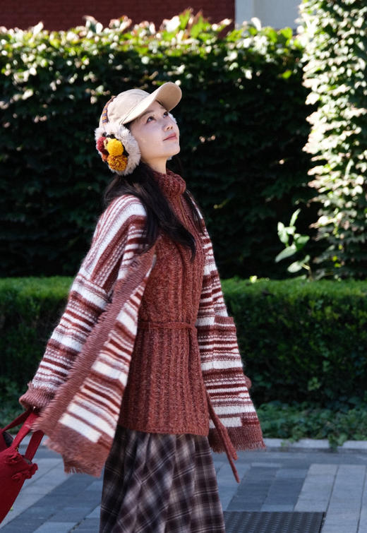 【暖系优雅】高领绞花无袖背心，现货 商品图5