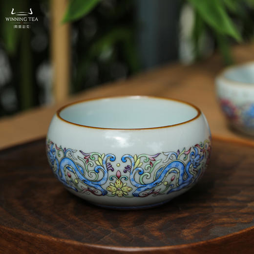 问鼎汝瓷月白老款禅定杯（珐琅彩富贵螭龙） 商品图1
