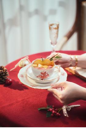 独角鹿西洋古董 20世纪匈牙利瓷窑出品橙色阿波尼系列主题手绘描金装饰瓷器杯碟一套