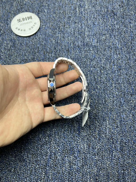 优雅焕新 浪琴新款康卡斯系列 悦动系列 薄荷绿 男士腕表
搭载进口西铁城 商品图4