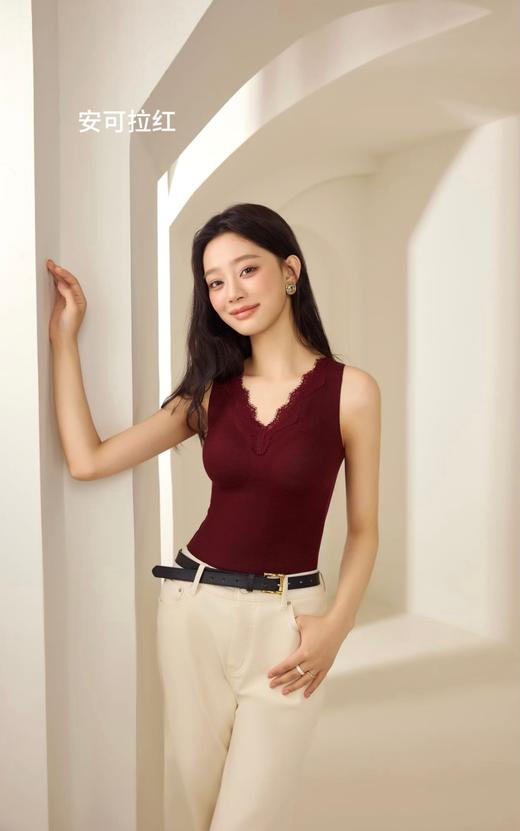 点此购买 华歌尔冬季女士眼睫毛蚕丝羊绒保暖背心 艾 333731 商品图8