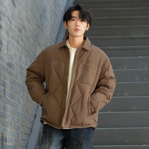 DRONKOO 2025 冬季翻领左贴袋菱形格绗缝衬衫型短款中厚羽绒服 商品图1