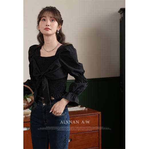 鹿向南「韵律褶皱」法式设计感方领黑色衬衫女秋季蝴蝶结显瘦上衣 商品图4