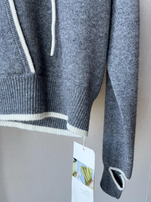 【减龄滤镜】噢蜜ooomeooo假两件戴帽羊绒衫 商品图5