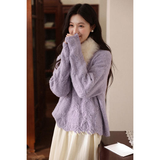 鹿向南「蝶影栖香」紫色长袖针织毛衣女秋冬小众宽松慵懒感上衣 商品图3