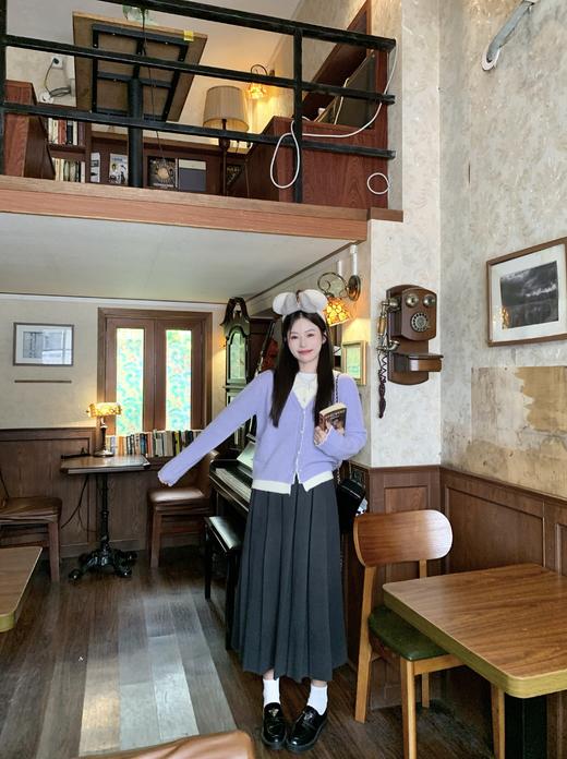 【189元任选2件】现货！紫色拼接杏色翻领毛衣开衫 商品图7