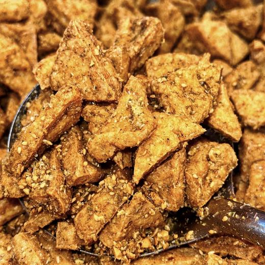 三角形怪味/香辣/五香豆腐干 约250克 商品图1