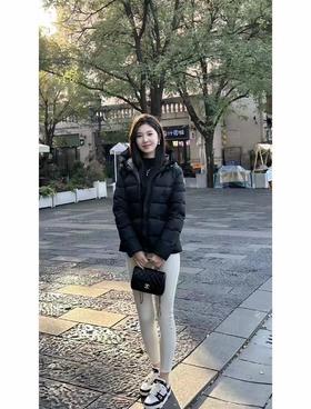 蒙口 秋冬新款Avoce系列女士修身短款收腰羽绒服外套（SS）