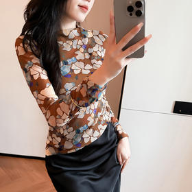 KQL A55F8722时尚洋气高弹网长袖印花高领修身显瘦打底衫