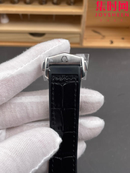 欧米茄 VS第五代星座系列 曼哈顿星座 熊猫绸缎面 男士腕表 丹东8900一体机 商品图6