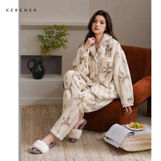 可人儿原创冬季舒棉绒女士睡衣韩系加厚保暖可外穿珊瑚绒家居服 商品图0