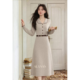 鹿向南 [松茶可可」法式气质打底长裙秋冬长袖燕麦色针织连衣裙女