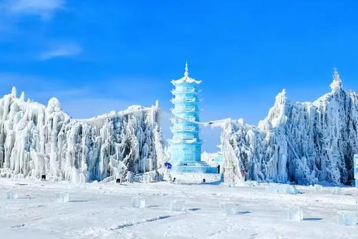 冬天的北疆美哭！娃说比夏天震撼！【雪域北疆·蓝调伊犁寒假亲子营】精品小团，1家1越野车，住库尔德宁雪景木屋，寻赛里木湖蓝冰秘境，畅滑4S级国际雪场，看冰雪大世界~早鸟立减1000！ 商品图9