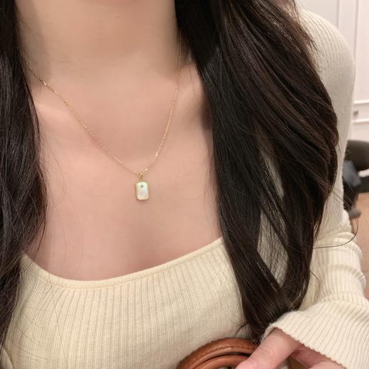 精致复古【arsis浮雕星座盾牌项链】盾牌设计加星座图样♈️自带轻复古和法式浪漫感的加成❤️给造型增加一点恰到好处的风格感 商品图1