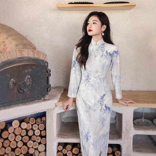 改良新中式绝美丝绒旗袍日常年轻款2025秋冬长款国风气质优雅显瘦 商品图2