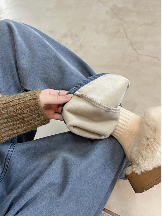 DaNiu复古怀旧蓝加绒慵懒垂感牛仔裤 遮胯遮肉显瘦 秋冬新款加绒牛仔裤女2025新款秋冬季直筒宽松美式复古小个子加厚阔腿裤子 商品图8