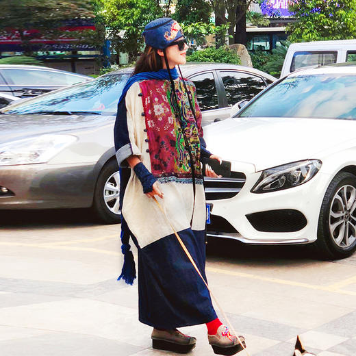 【经典款】云南映象系列——岛屿天堂牛仔印花长袍裙 | 现货加急发 商品图3