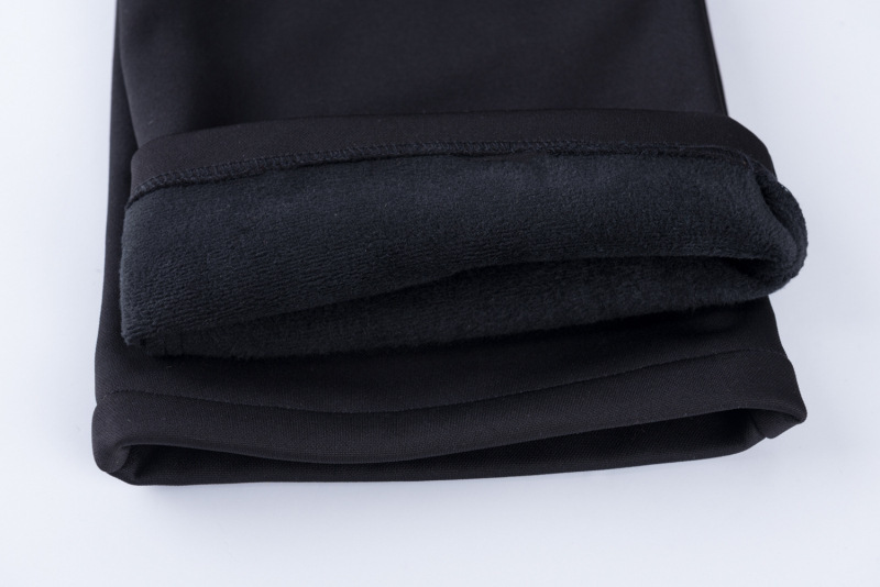 12218256369_2048329000