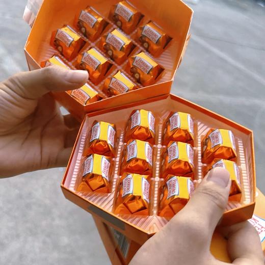 德国本土版费列罗爱之吻榛仁巧克力礼盒原装进口 含一整颗榛子果仁 外柔内脆 香甜不腻 口细腻丝滑基地直邮 商品图2