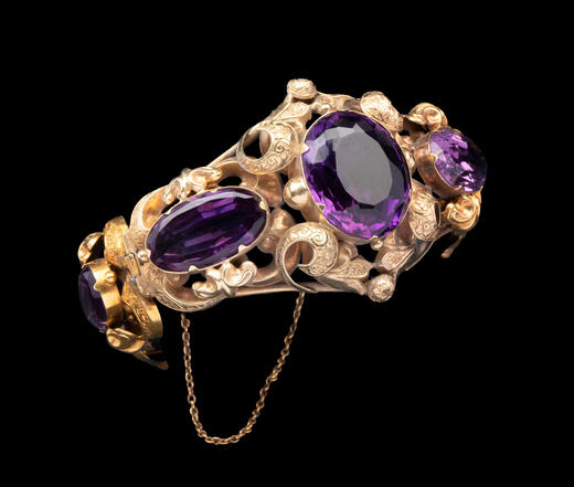 独角鹿西洋古董1850-1870年代欧洲出品古典卷叶花卉纹14K黄金精雕镶嵌紫水晶手镯 商品图5