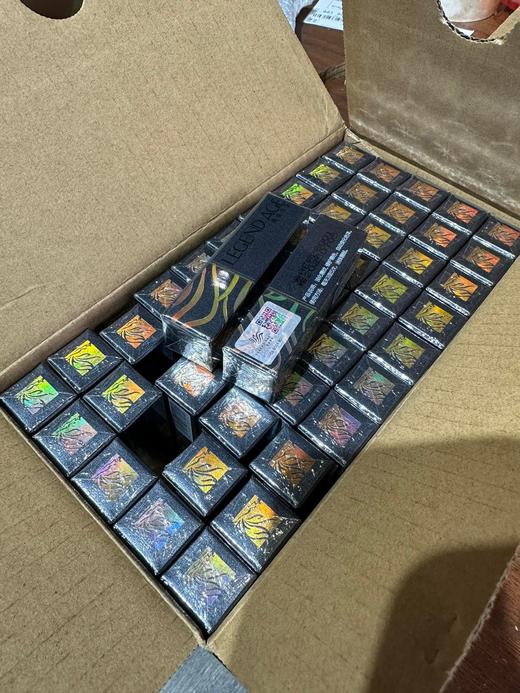 正品！【传奇今生红樱桃健康唇膏】温控变色，滋润保湿，亮泽自然，淡化唇纹四效合一!有效修复唇部干裂，脱皮，发暗等问题 商品图1