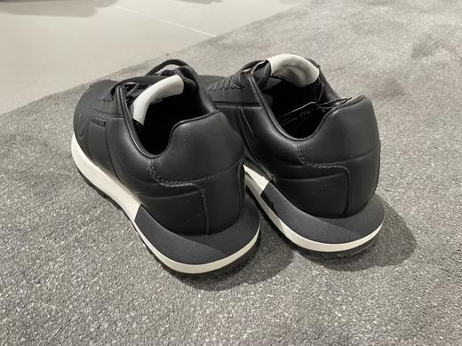 E ARMANI 运动鞋男  EM003740AF19726-MC005 .【鞋底有膜，试穿小心】 商品图1