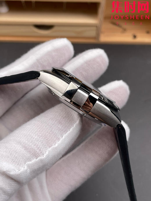 欧米茄 VS第五代星座系列 曼哈顿星座 熊猫绸缎面 男士腕表 丹东8900一体机 商品图3