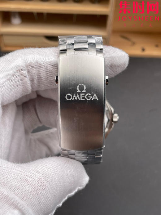 欧米茄VS海马300米系列V4版 8800一体机 VS海马v4版 原装开模 蓝海马 男士腕表 商品图6