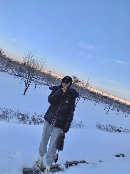 蒙口 MC09 羽绒服（帽子可拆卸）（SS） 商品图3