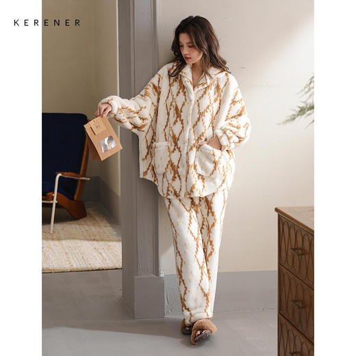 可人儿原创冬季舒棉绒女士睡衣韩系加厚保暖可外穿珊瑚绒家居服 商品图3