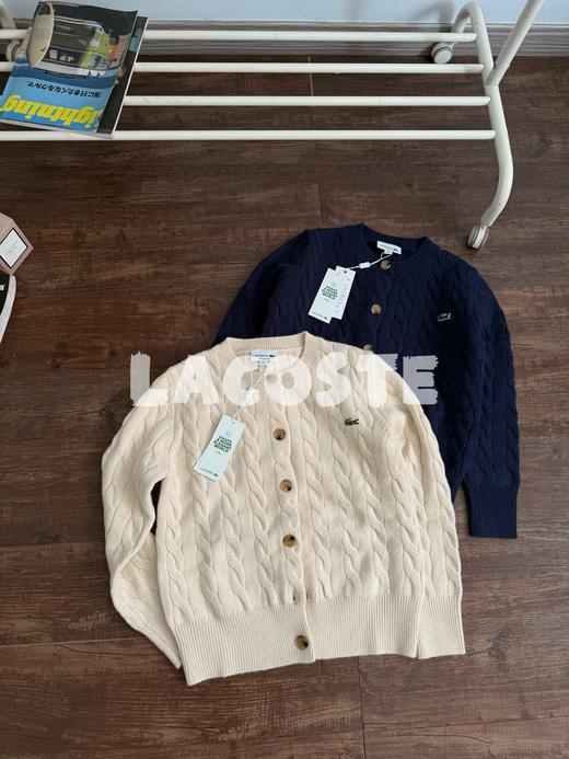 鳄鱼女士麻花针织开衫 商品图3