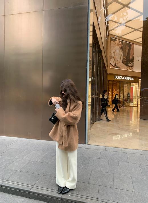 Read Nameless /巴尔曼米白色厚羊毛裤 2025/10/30 商品图6