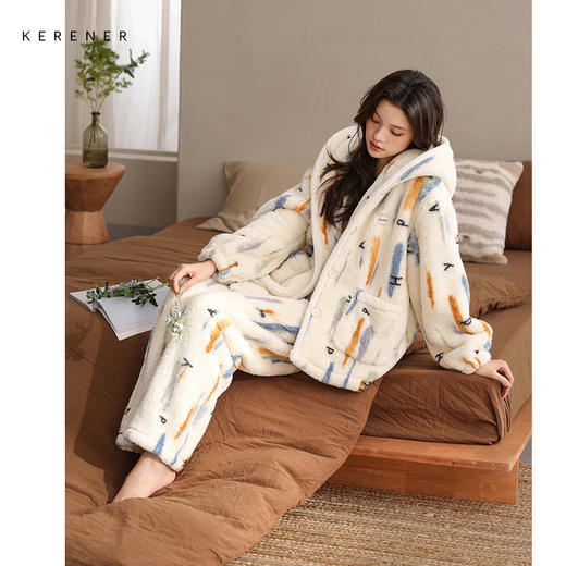可人儿原创冬季舒棉绒女士连帽睡衣加厚保暖可外穿珊瑚绒家居服 商品图0