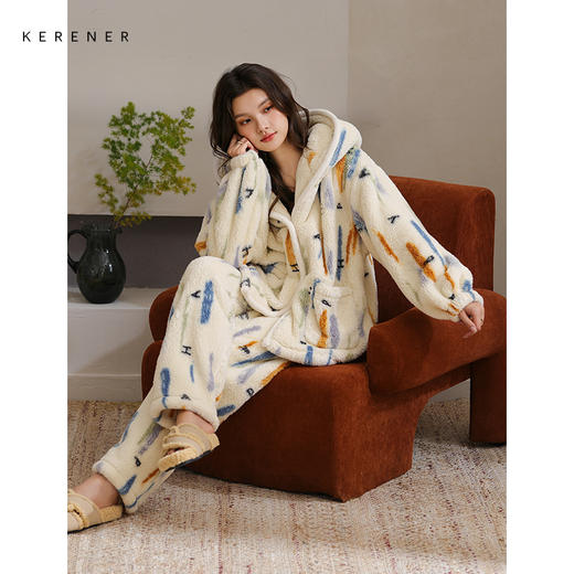 可人儿原创冬季舒棉绒女士连帽睡衣加厚保暖可外穿珊瑚绒家居服 商品图1
