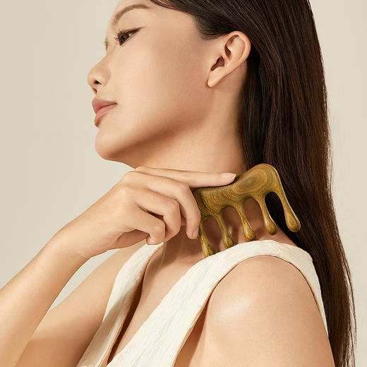 初心| 指扣经络梳绿檀 商品图3