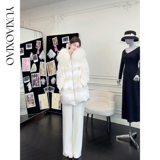 余潇潇【暖意出行】含羊毛混纺撒银舒适亲肤显瘦藏肉高腰直筒休闲裤 商品图4