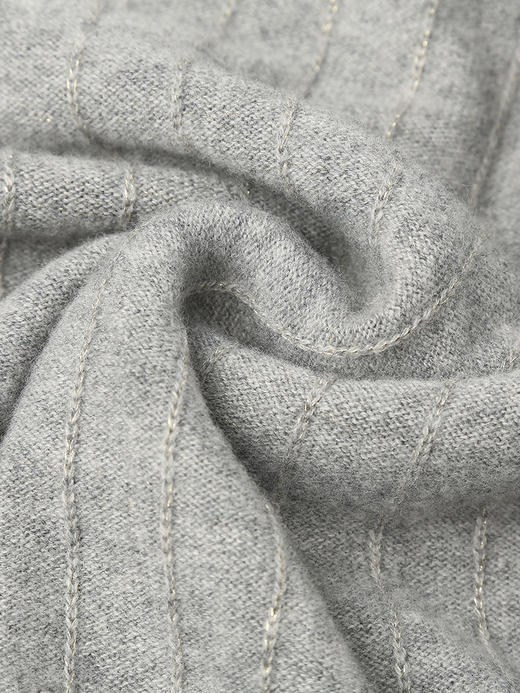 浅灰色珍珠扣针织开衫 圆领 A 字刺绣短款上衣 秋冬季温柔风显瘦百搭羊毛混纺外套 商品图4