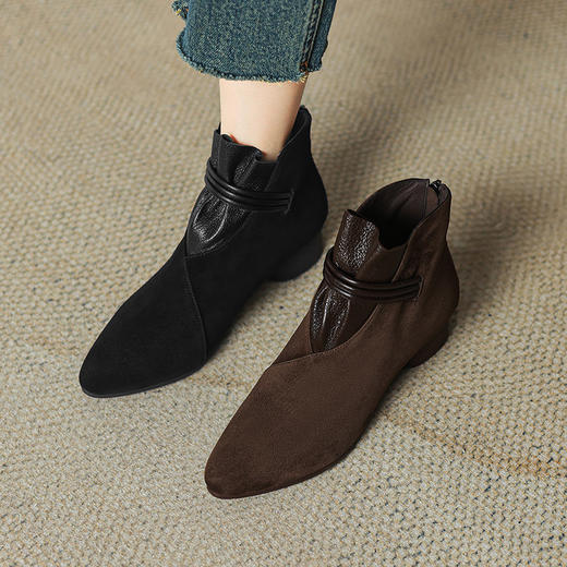 【预售5天】棕色加绒尖头软底靴子女秋冬新款配裙子高级感简约洋气时装靴SP&A1359 商品图3
