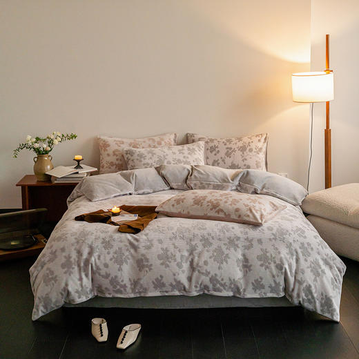 冬季保暖花千朵牛奶绒三四件套高级感加厚雕花床单被套床笠床品 商品图7