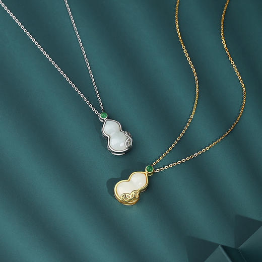 增福添禄国风和田玉葫芦吊坠 商品图3