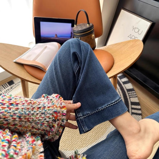 时髦精超模裤！2025秋冬季微喇裤女薄绒保暖显瘦显腿长牛仔裤! 商品图3