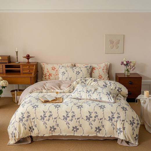 冬季保暖花千朵牛奶绒三四件套高级感加厚雕花床单被套床笠床品 商品图5