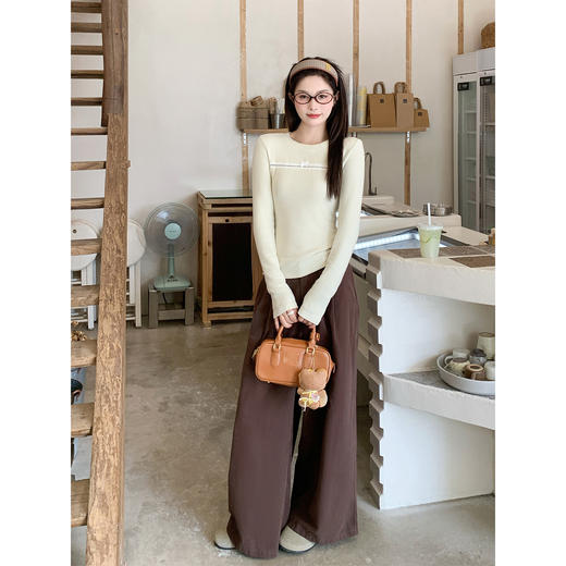 【110元任选2件】现货！浅绿色修身打底衫 商品图3