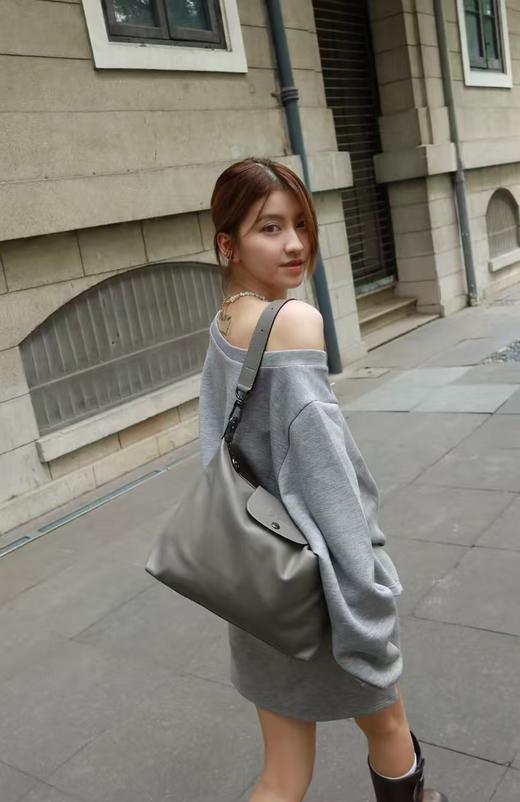 法国龙骧HOBO腋下包纯皮休闲通勤可腋下可手提可斜挎 商品图10