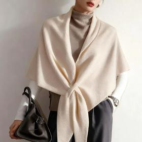 岚束·纯色羊毛三角披肩 ｜点亮日常穿搭，兼具时髦与保暖！（3-5天发货）